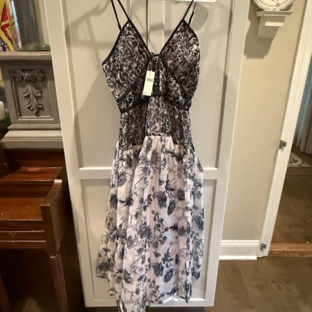 Anthropologie Navy and Cream Floral Midi Dress - Picture 2 of 11